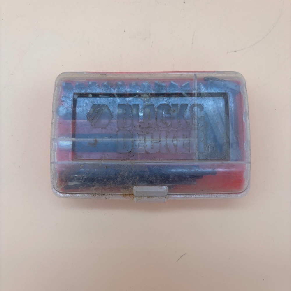 Black and Decker Screwdriver and Drill Bit Set with Storage Case Mixed Pieces